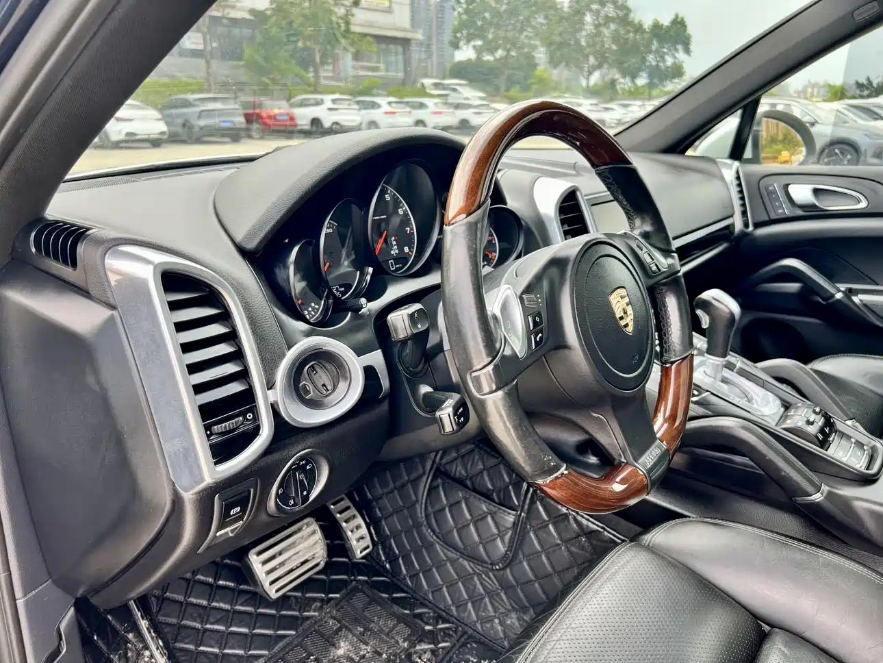 Porsche Cayenne 2011 Cayenne 3.0T фото 12