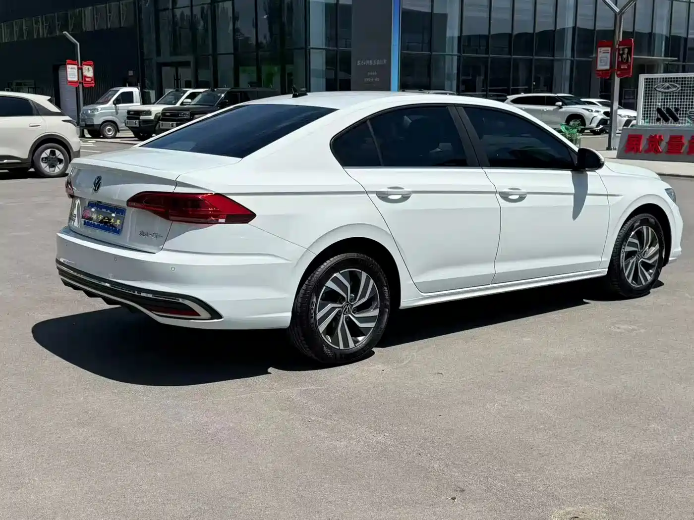 Volkswagen Bora 2025 2025 200TSI DSG Joy Ride Navigation Edition
