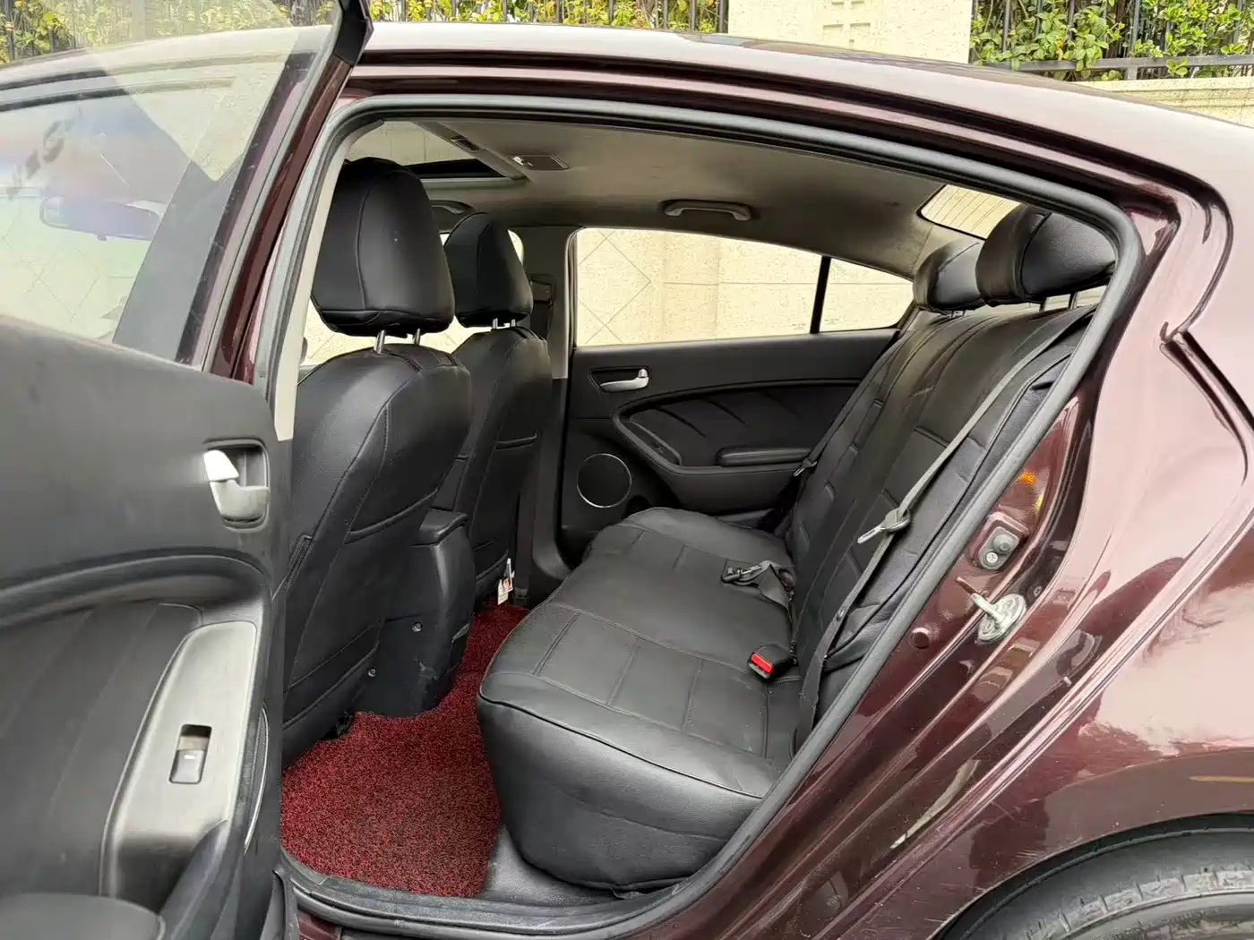 Kia K3 2013 1.6L Automatic GLS фото 7