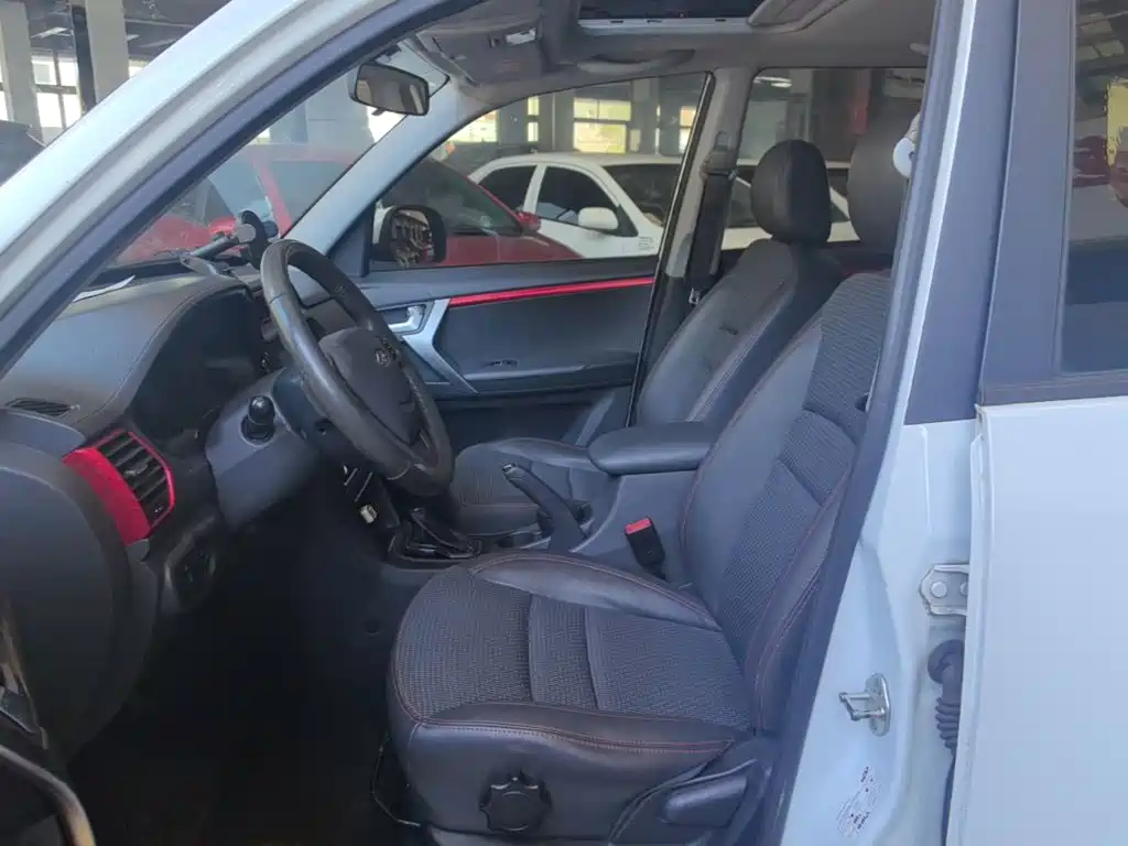 Chery Tiggo 3 2017 2016 1.6L CVT Smart Edition