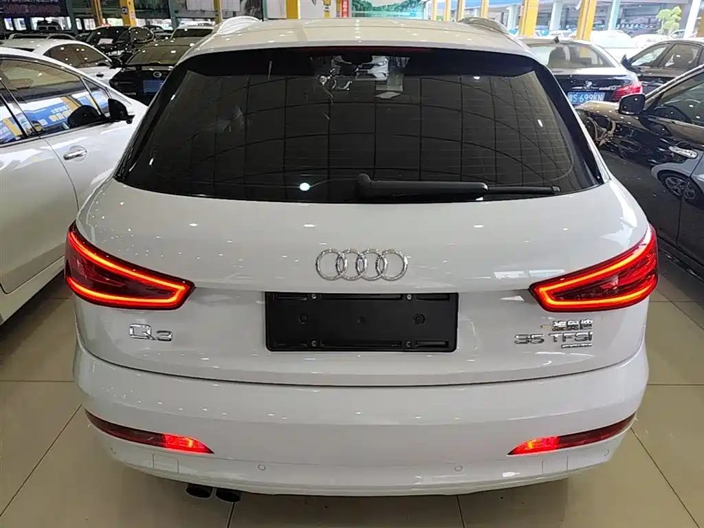 Audi Q3 2015 35 TFSI quattro Technology фото 6