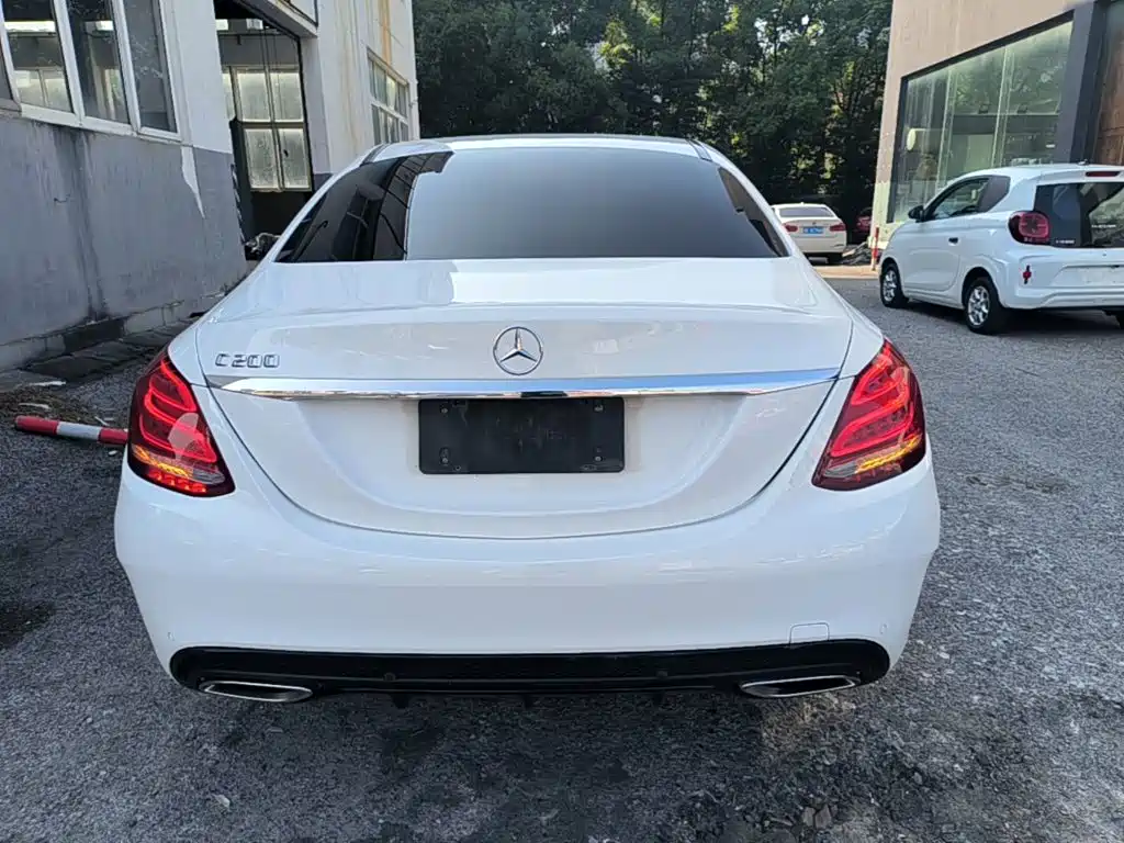 Фото 6 - Mercedes-Benz C-Class