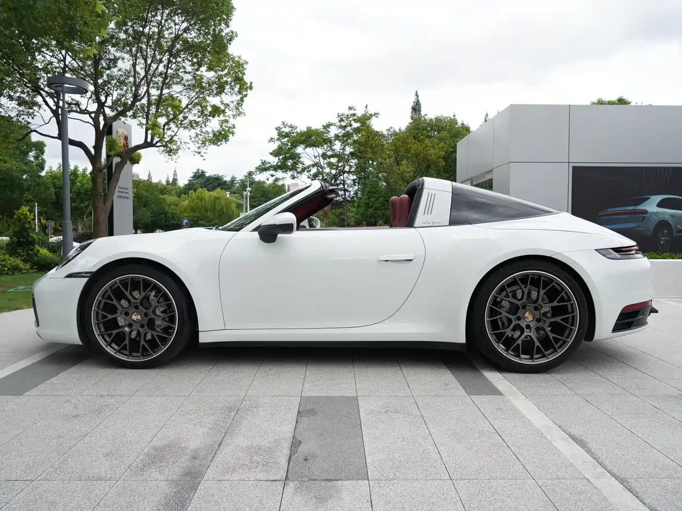 Porsche 911 2023 Targa 4 3.0T фото 3