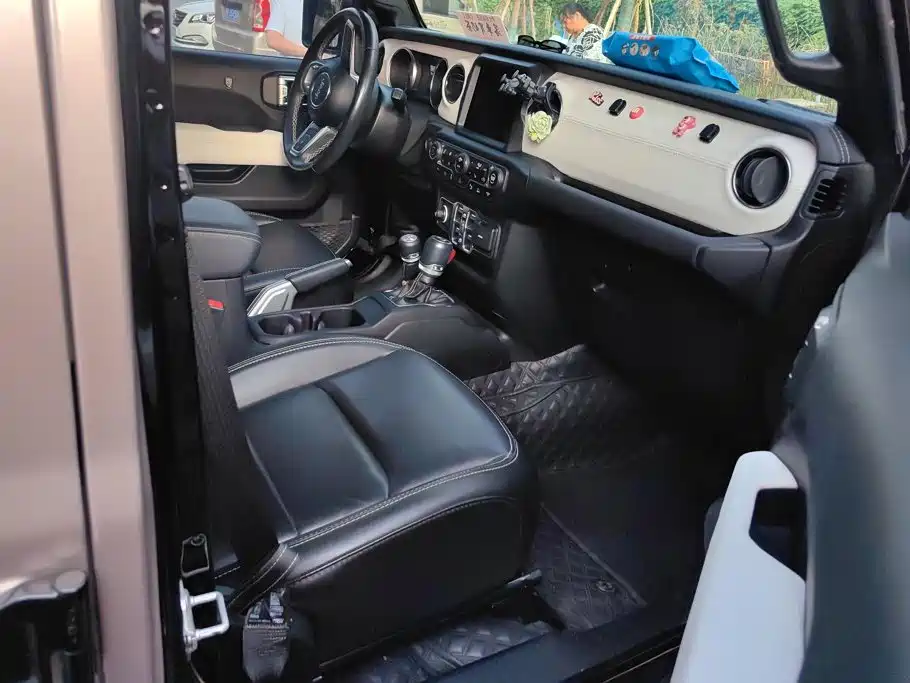 Jeep Wrangler 4xe 2021 2021 4-Door 2.0T 4xe Sahara Launch Edition
