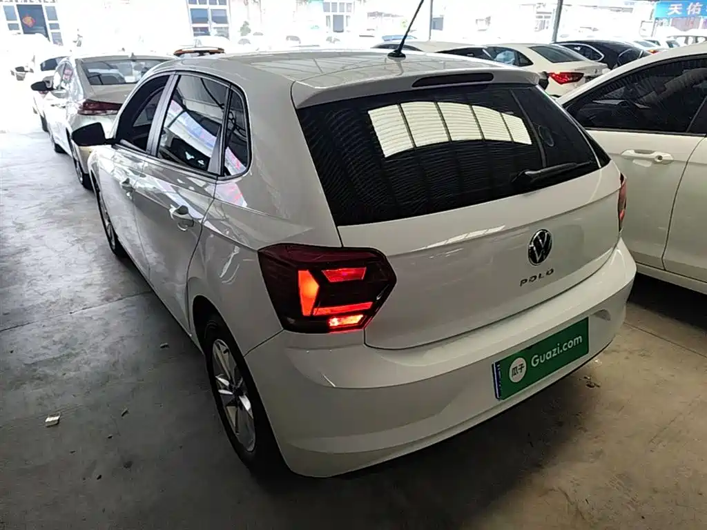 Volkswagen Polo 2023 Facelift Plus 1.5L Auto Joyful Living Edition фото 5