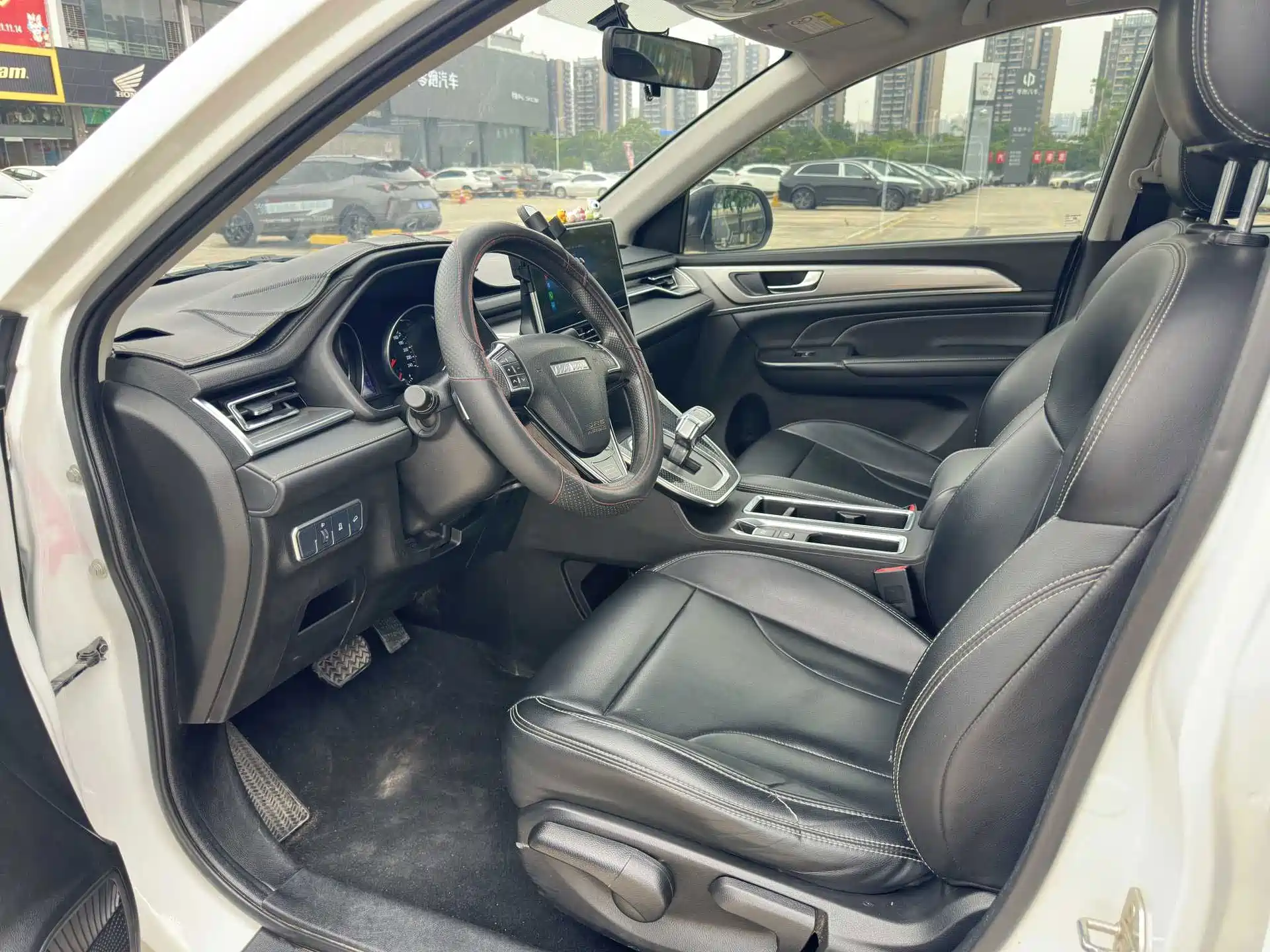 Фото 11 - Haval M6
