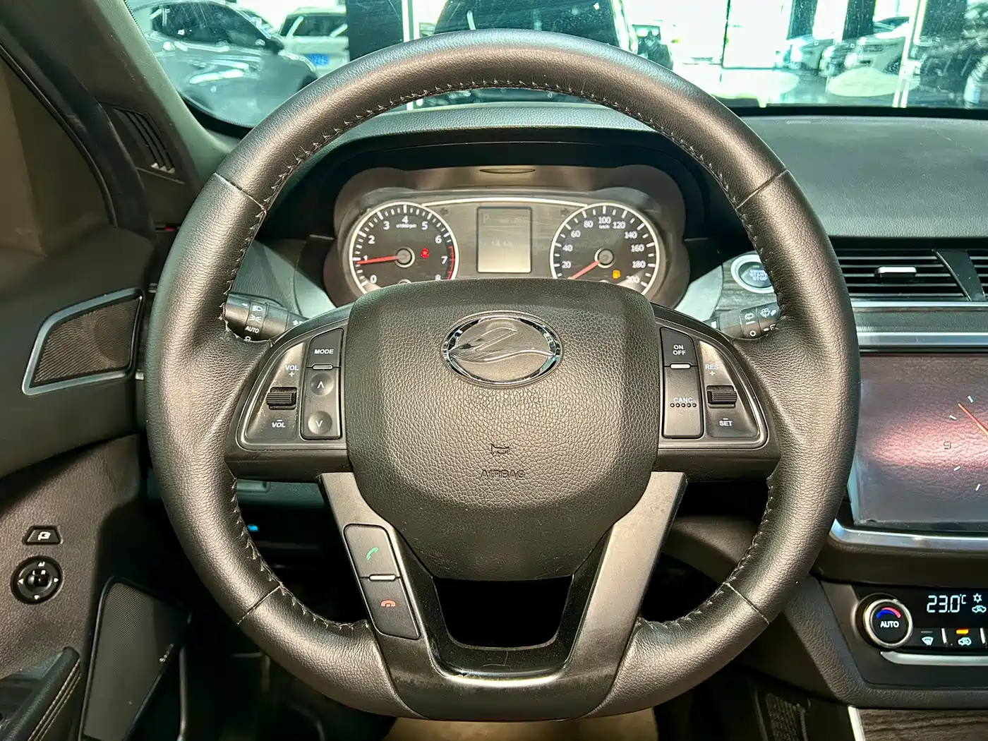 Landwind X7 2018 2018 Jinyue 1.5T Panorama Premium