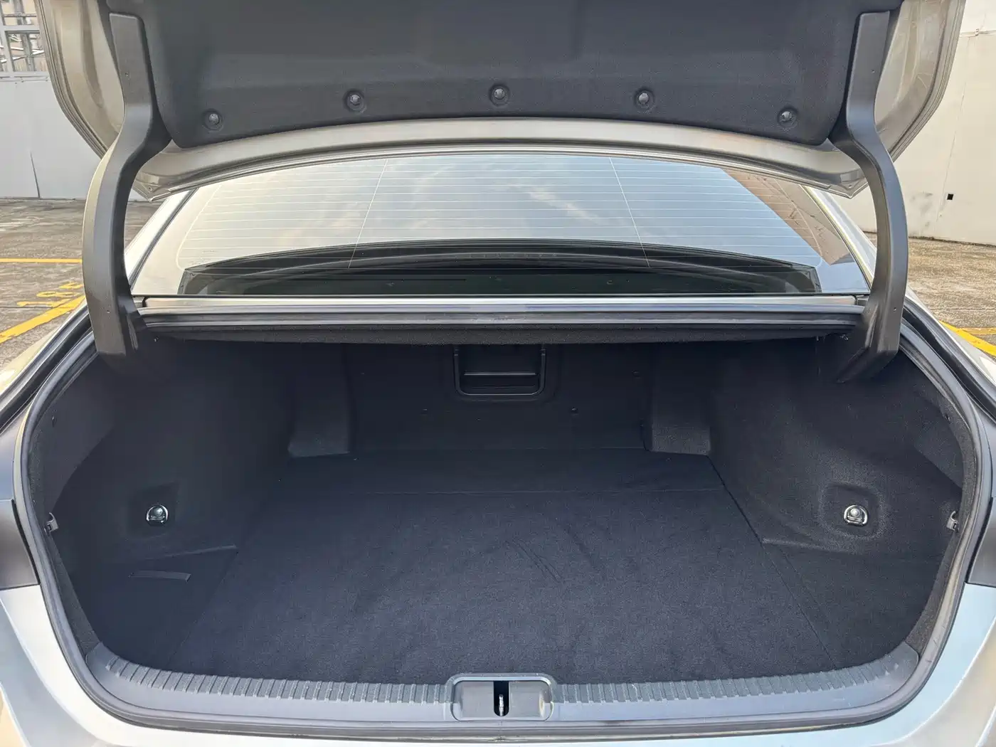 Фото 24 - Lexus ES