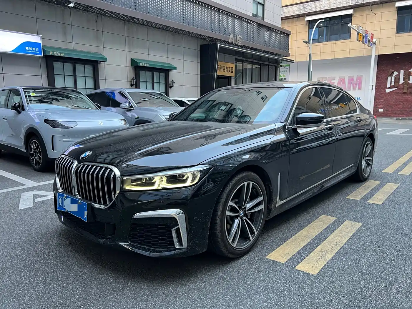 BMW 7 Series 2019 Facelift 730Li M Sport Package