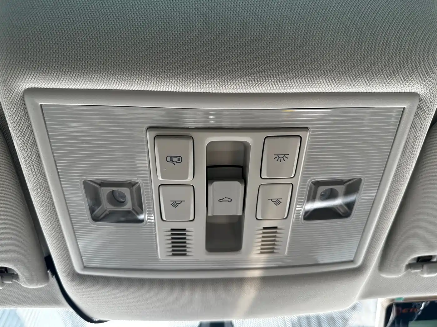Volkswagen Lavida 2022 280TSI DSG Comfort Edition фото 19