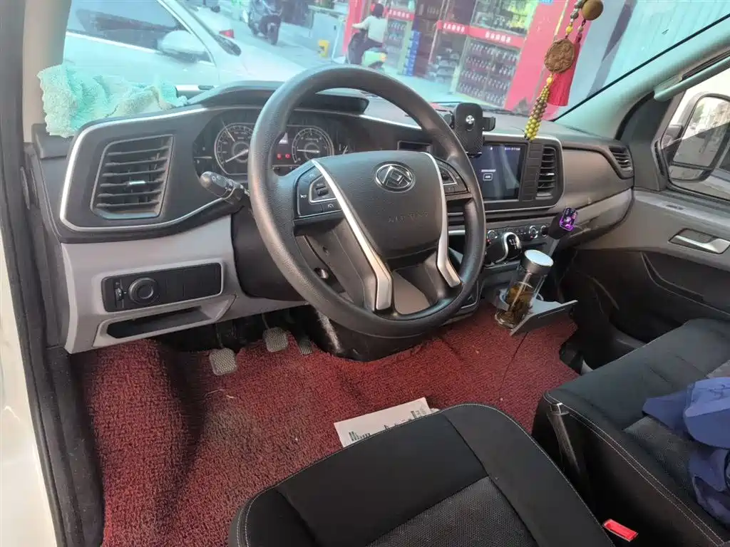 SAIC Maxus Xintu V80 2024 Model Year Aoyunton Value Edition 6MT Long Wheelbase Ultra Low Roof 127Ps 6/7/8/9-Seater фото 13