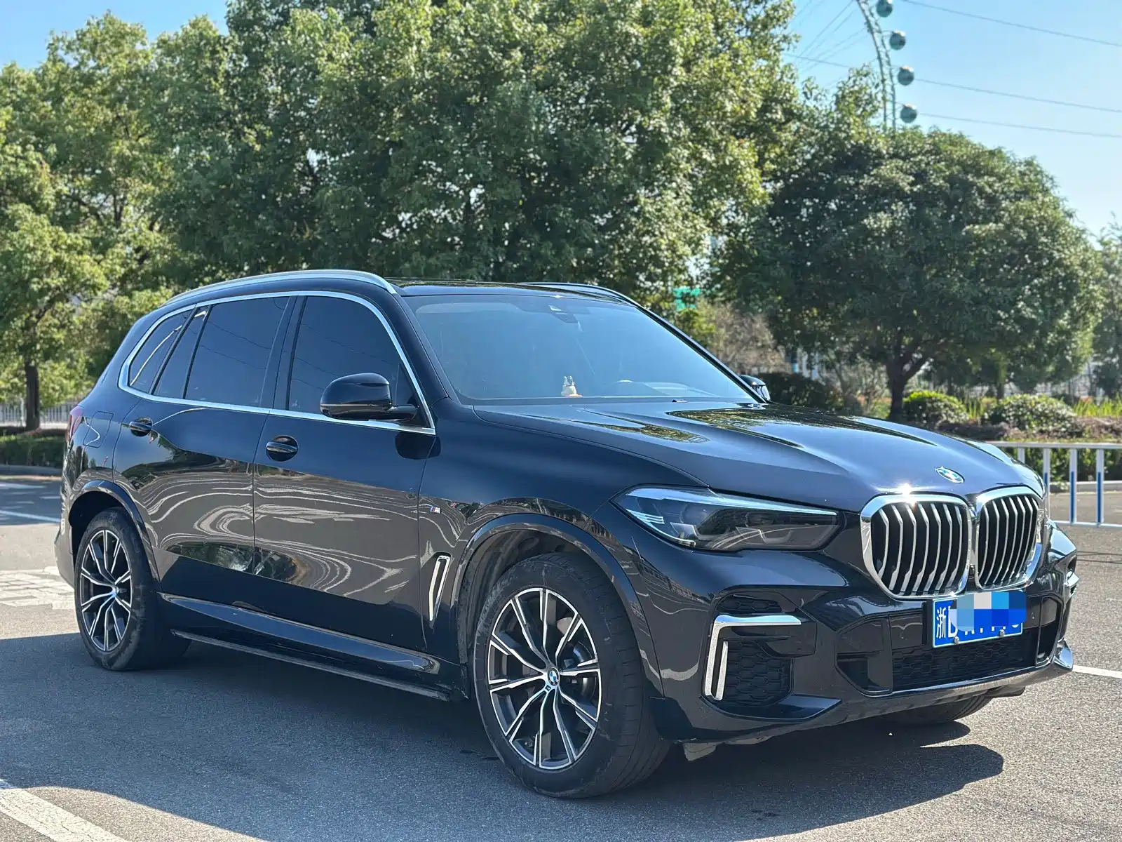 Photo 3 - BMW X5
