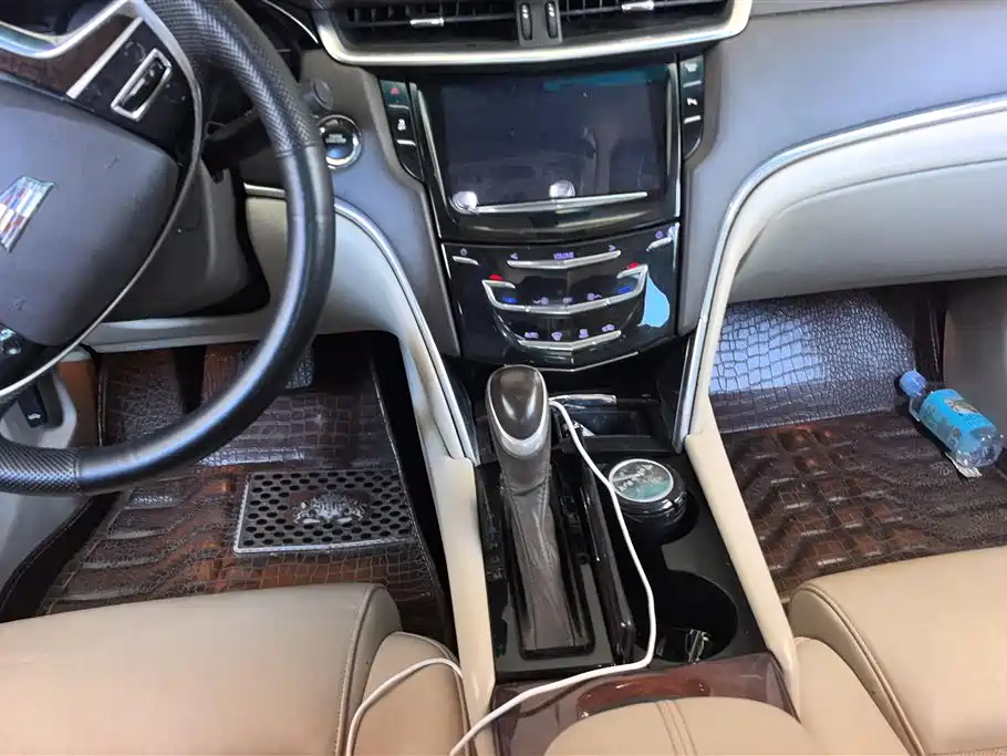 Cadillac XTS 2016 28T Technology фото 16
