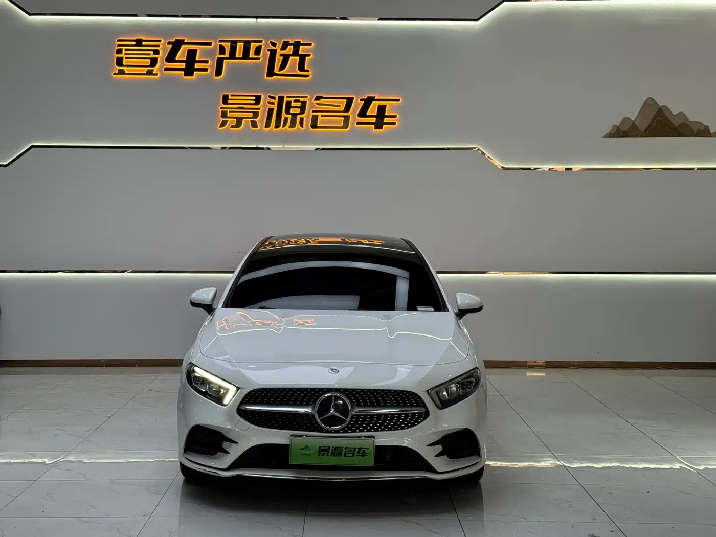 Mercedes-Benz A-Class 2021 A 200 L Sport Sedan Fashion Edition фото 2