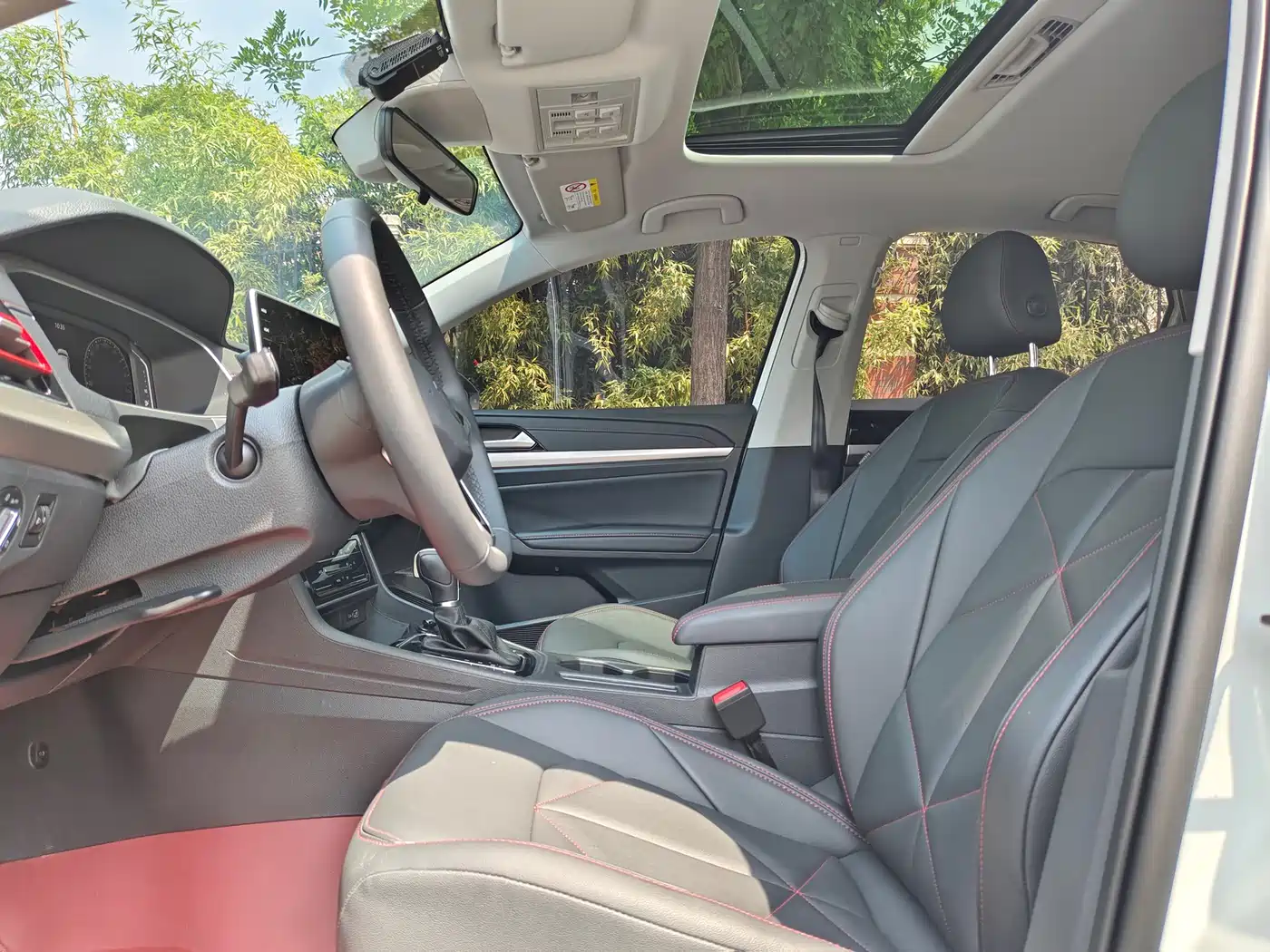 Volkswagen Lavida 2024 Model 300TSI DSG Starlight Leading Edition фото 22