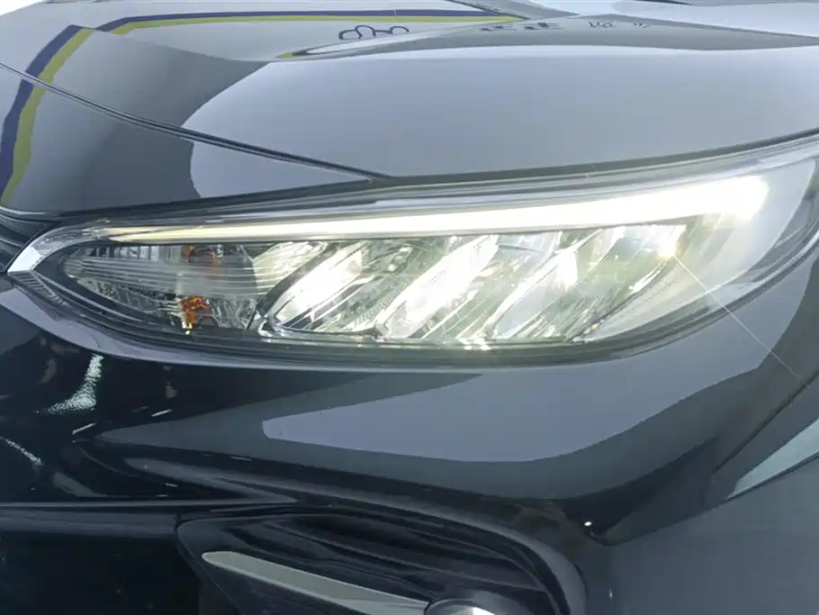 Toyota Wildlander 2022 Facelift 2.0L CVT 2WD Leading Edition фото 5