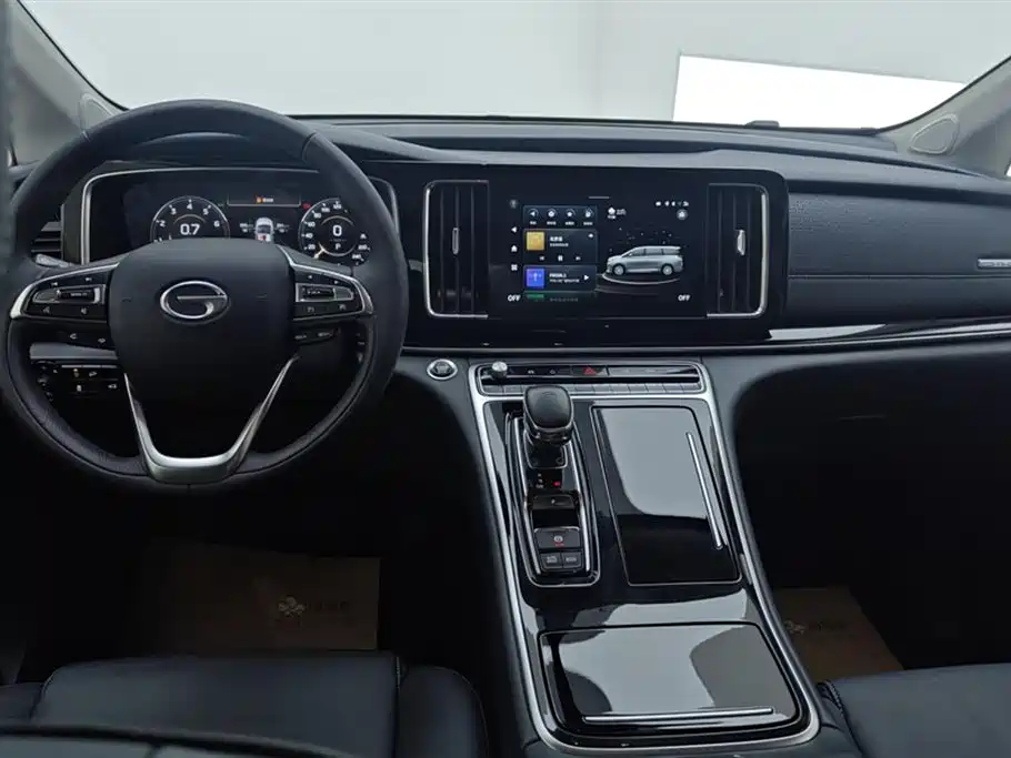 GAC Trumpchi Trumpchi M8 2021 Leading Show Series 390T Ultimate Edition фото 12