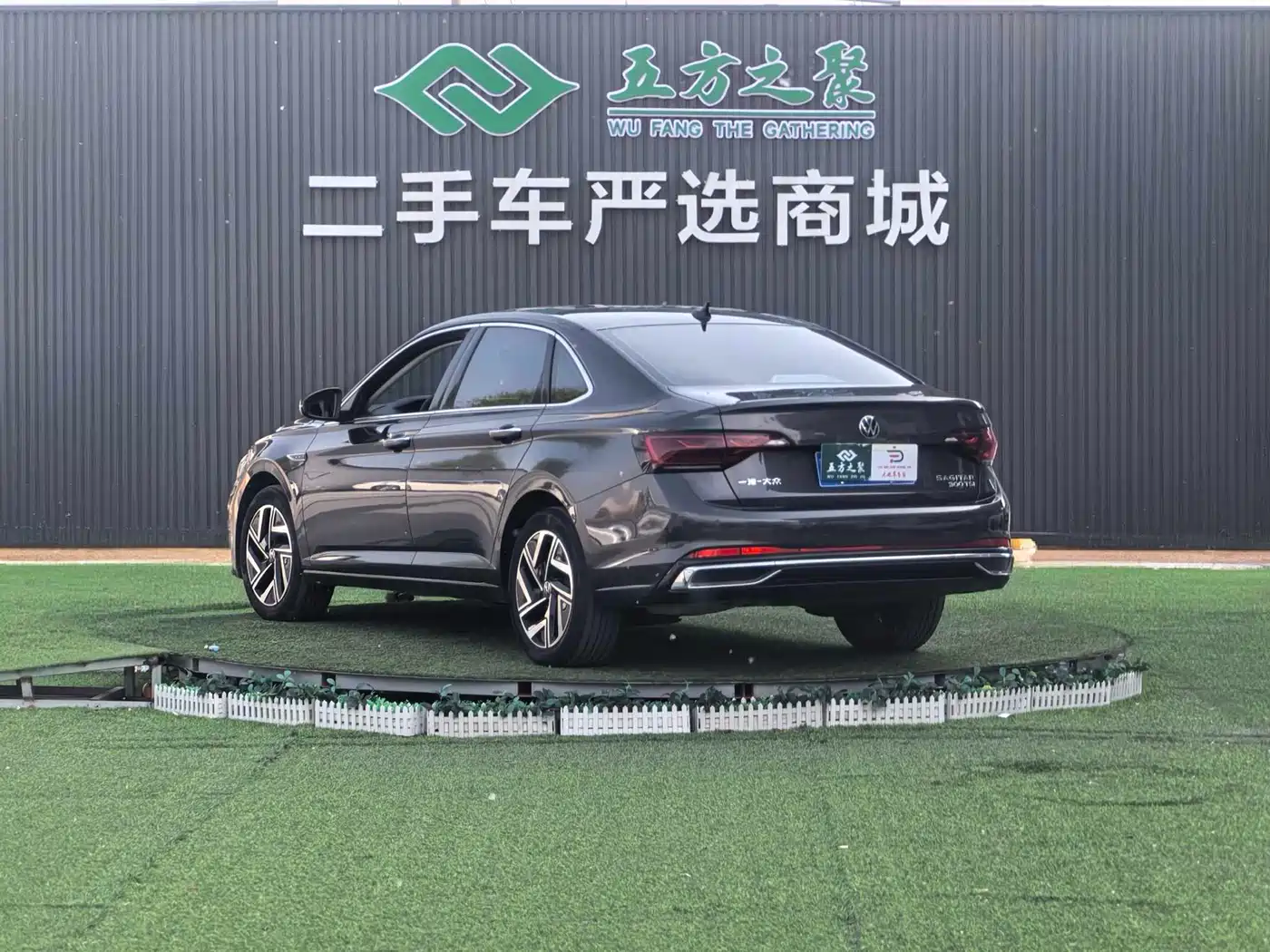 Volkswagen Sagitar 2023 300TSI DSG Surpassing Edition фото 18