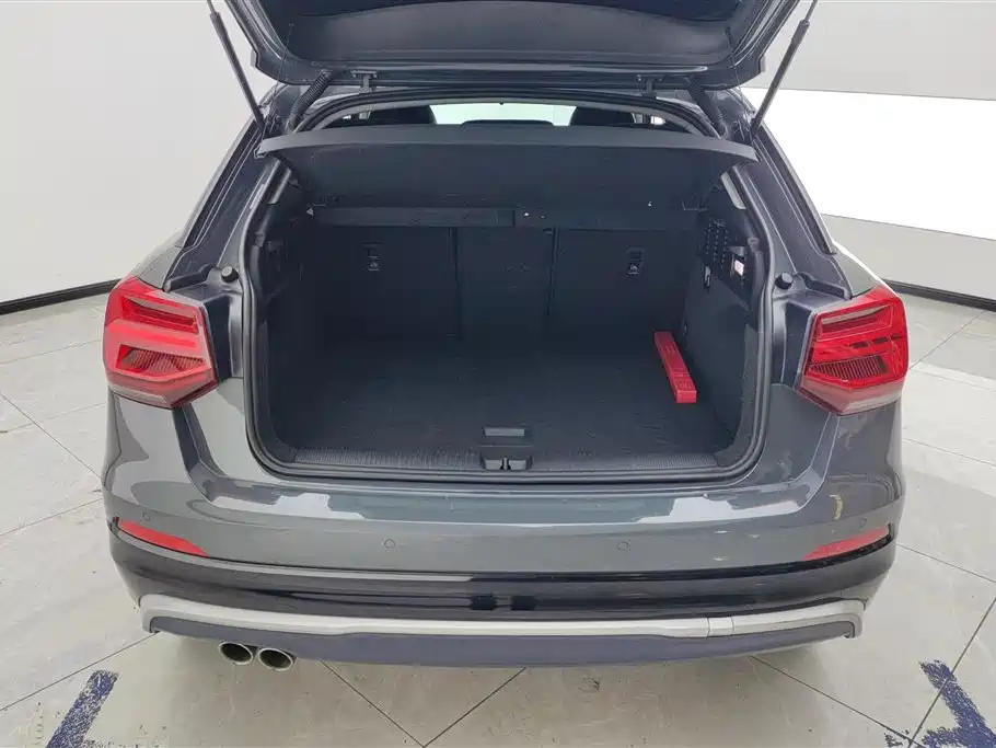Audi Q2L 2018 35 TFSI Launch Exclusive Edition China VI фото 4