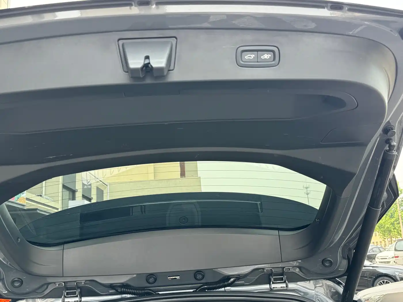 Lynk & Co 06 2023 Remix 1.5T Power Halo фото 17