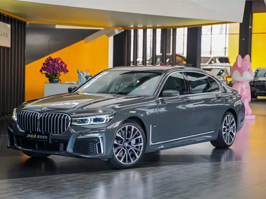 BMW 7 SERIES