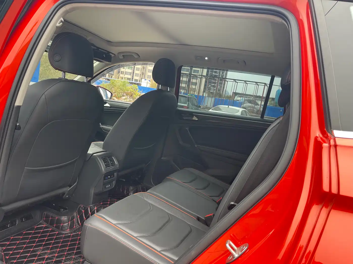 Volkswagen Tiguan L 2017 330TSI Automatic 2WD Flagship Edition фото 7