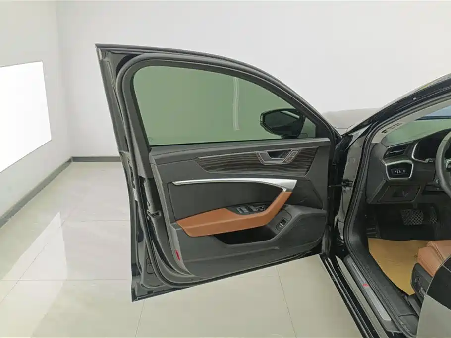 Audi A6L 2024 45 TFSI Premium Dynamic фото 7