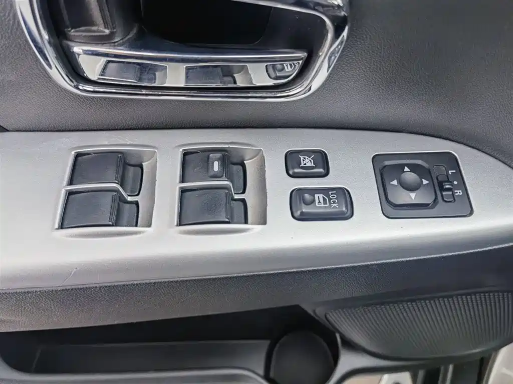 Mitsubishi ASX 2018 1.6L Manual 2WD Agile Edition фото 9