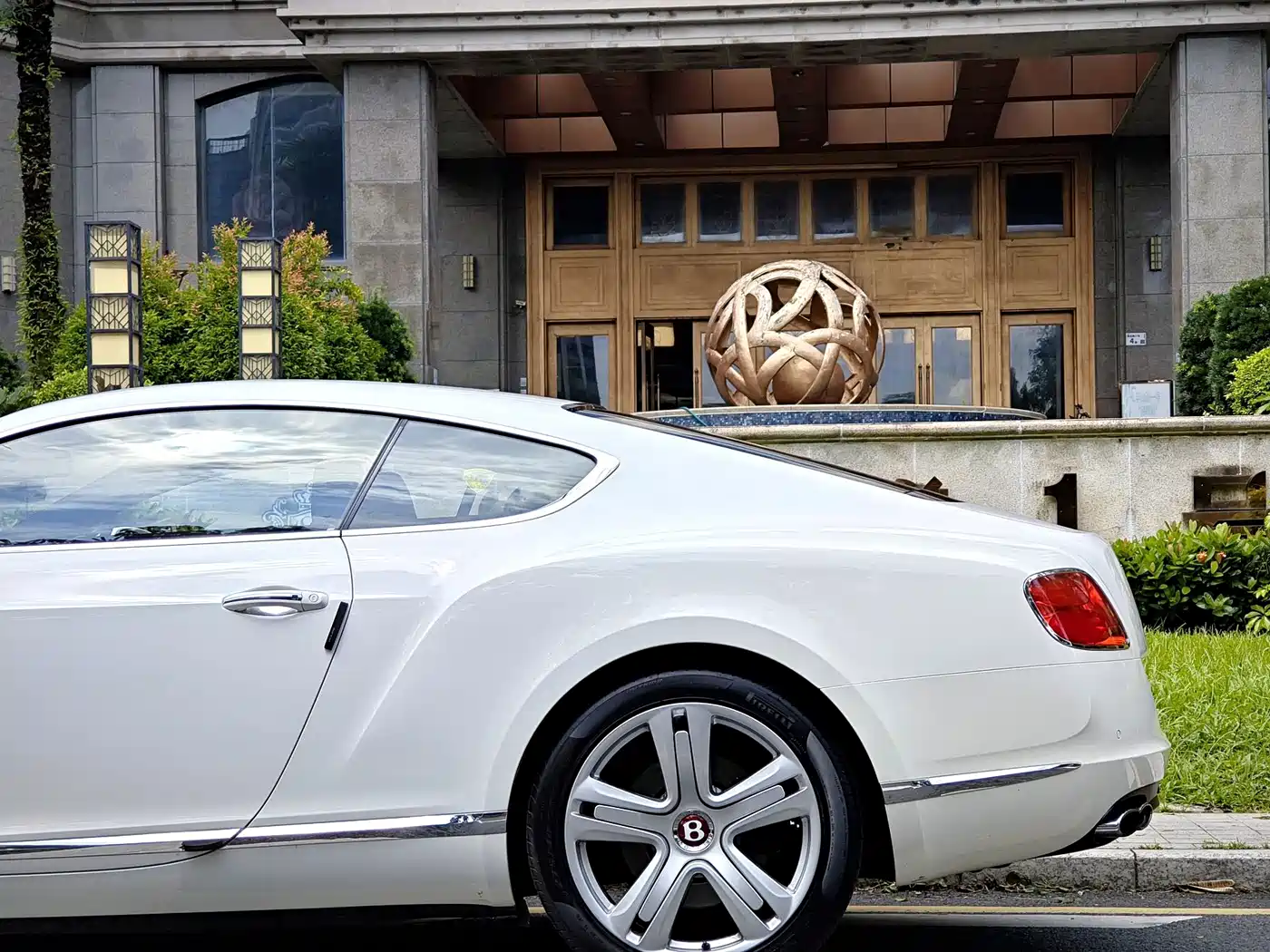 Bentley Continental 2013 2012 4.0T GT V8