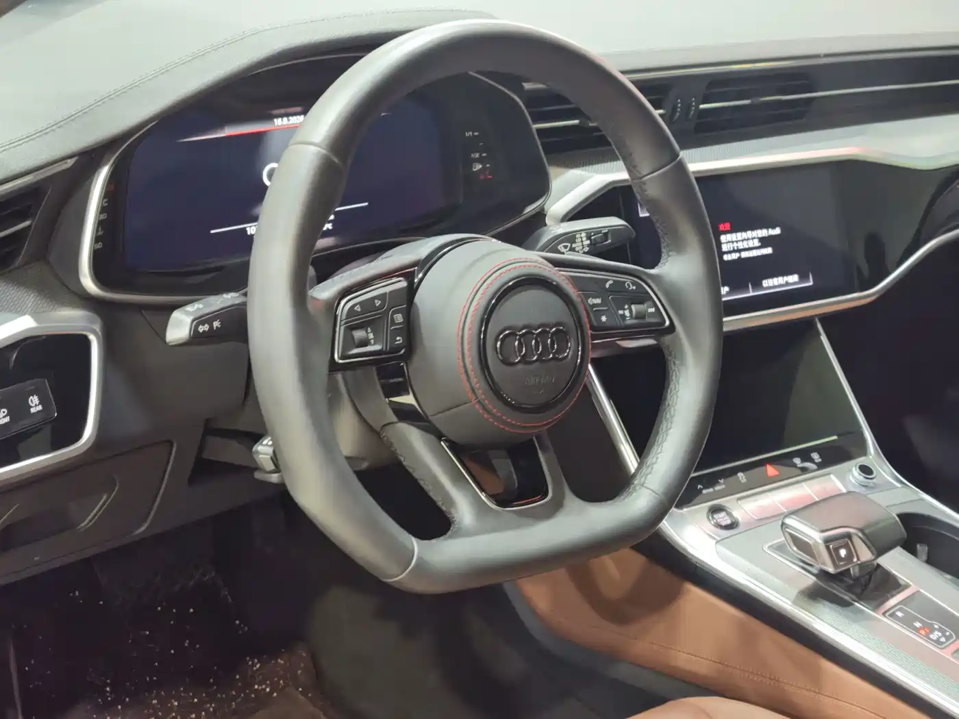 Фото 12 - Audi A6 (Import)