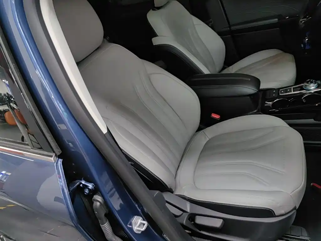 Ford Escape 2023 2020 EcoBoost 245 2WD Premium Edition