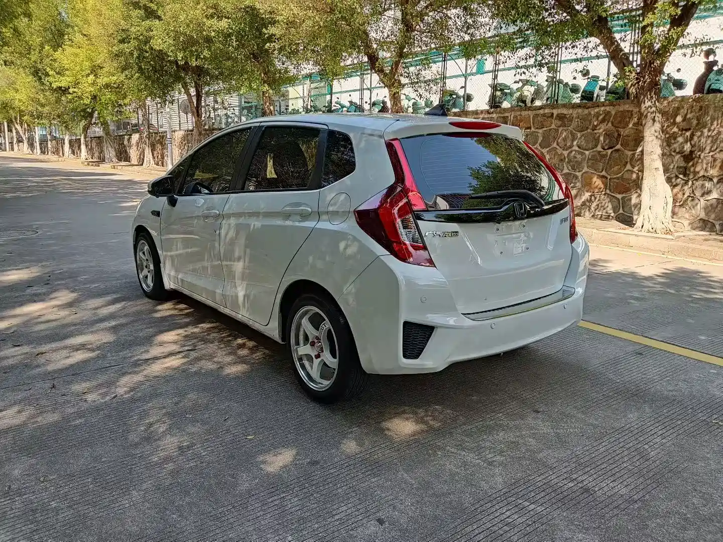 Photo 6 - Honda Fit