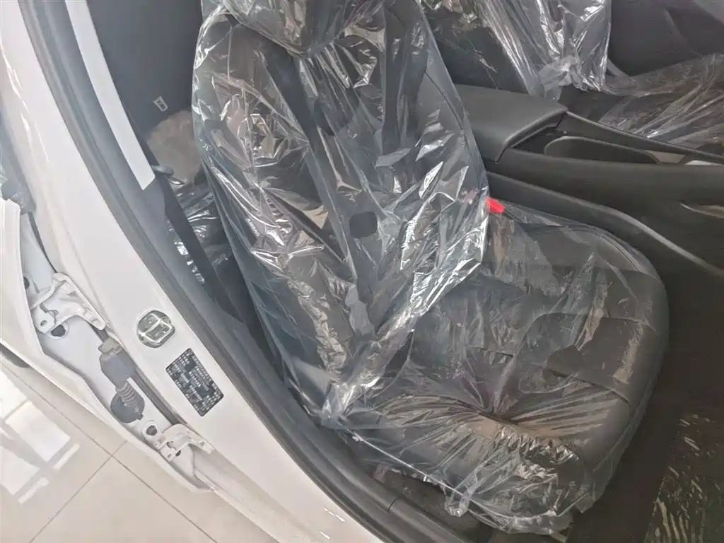 Hyundai Elantra 2023 1.5L CVT GLX Elite Edition фото 25