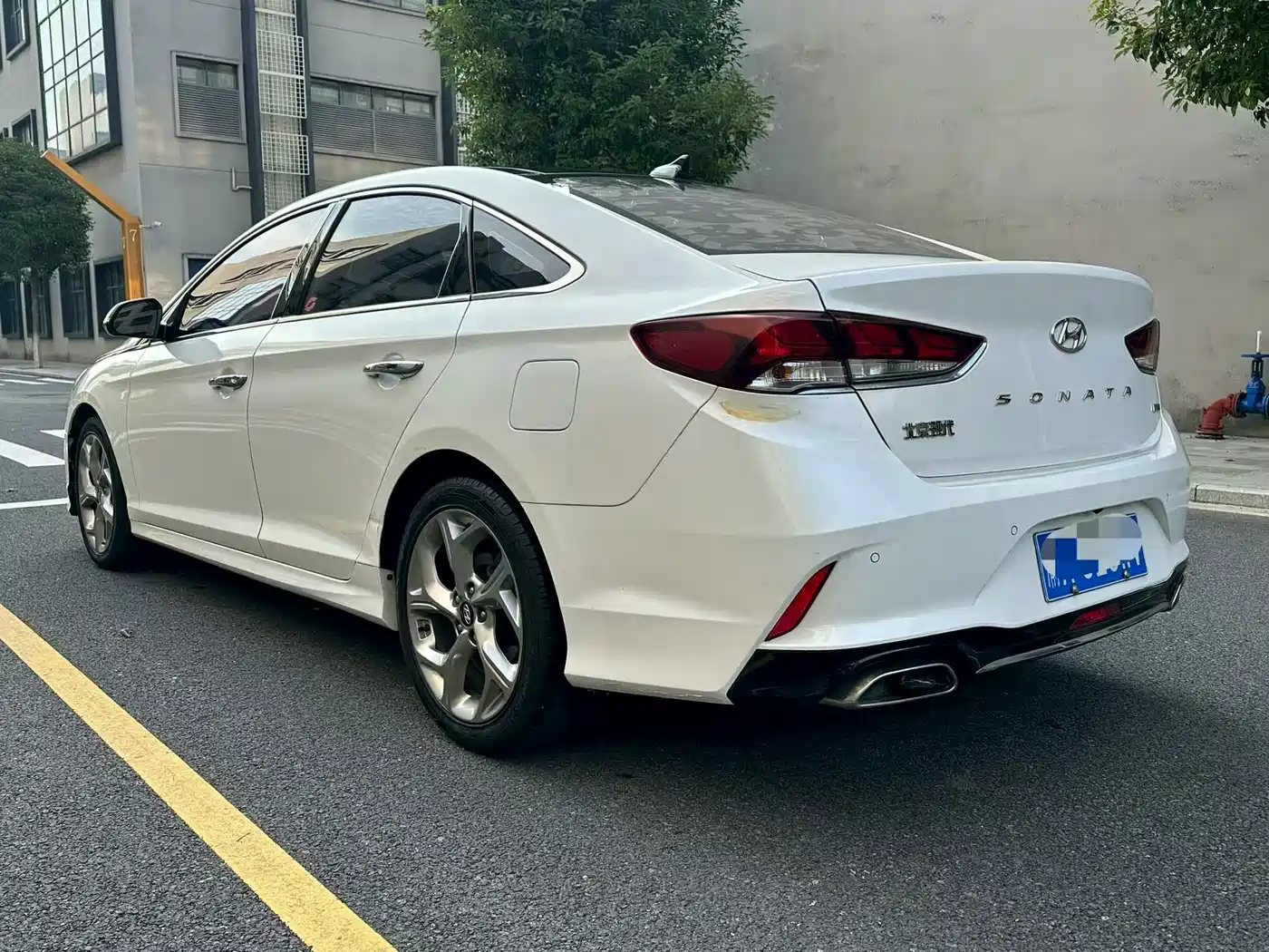 Фото 7 - Hyundai Sonata