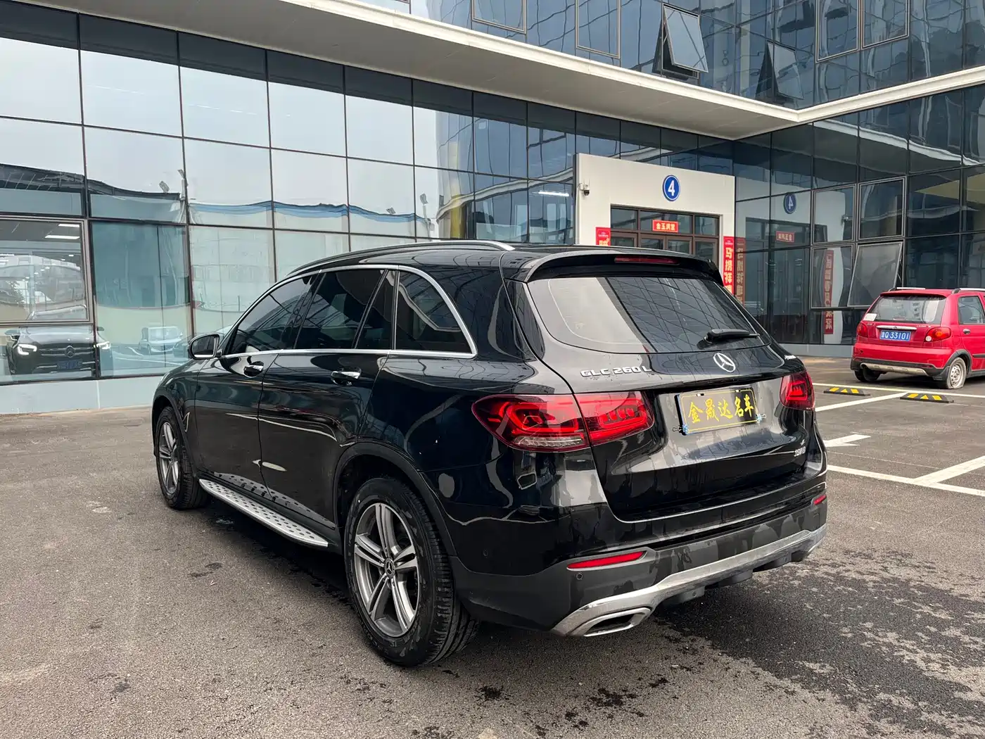 Mercedes-Benz GLC 2021 GLC 260 L 4MATIC Sporty фото 7