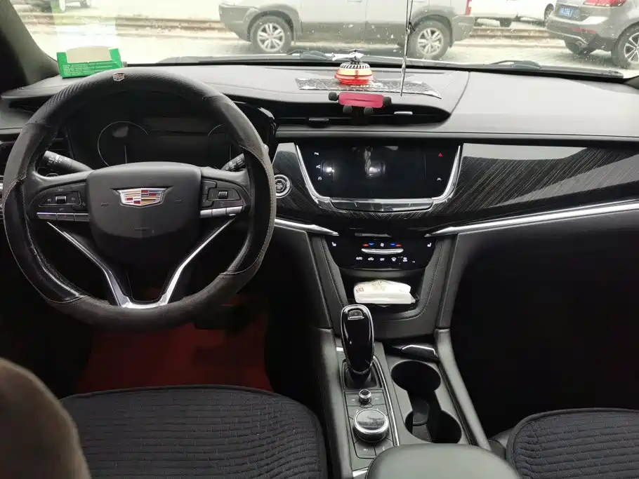 Cadillac XT6 2019 2020 28T 6-Seater Luxury Model