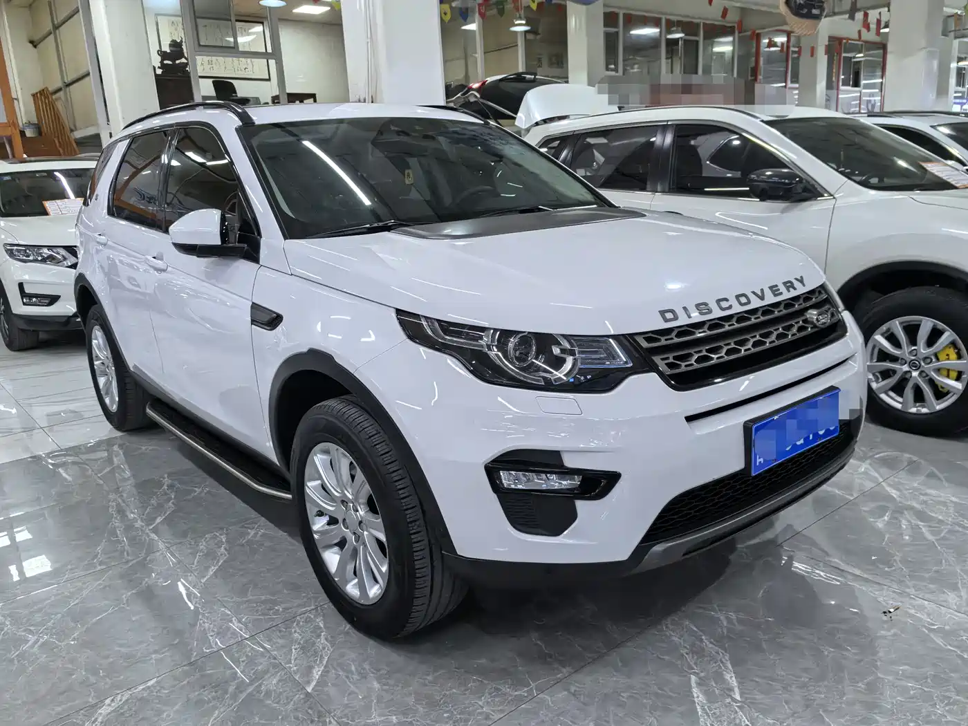 Land Rover Discovery Sport 2019 240PS SE Edition China V фото 3