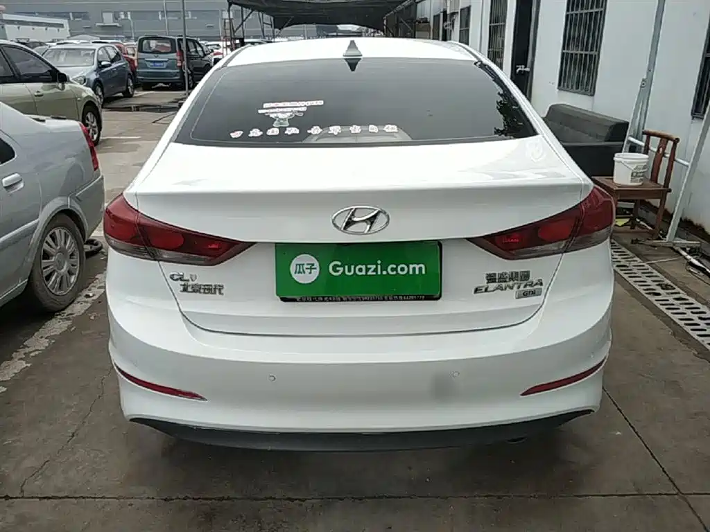 Hyundai Elantra 2016 Model 1.6L Automatic Smart Elite фото 6