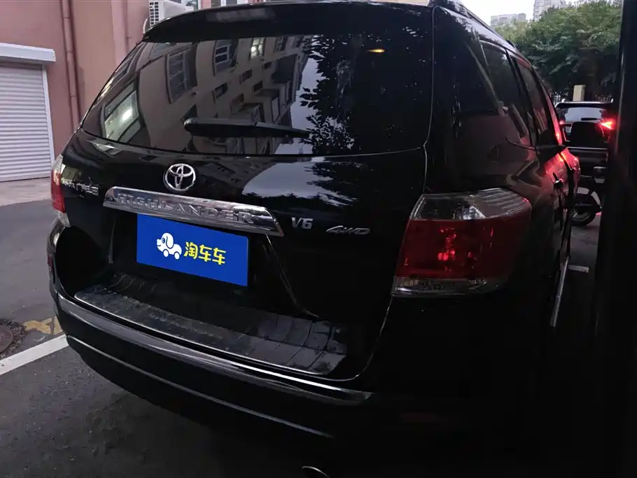 Toyota Highlander 2012 2.7L 2WD 5-seater Elite Edition фото 3