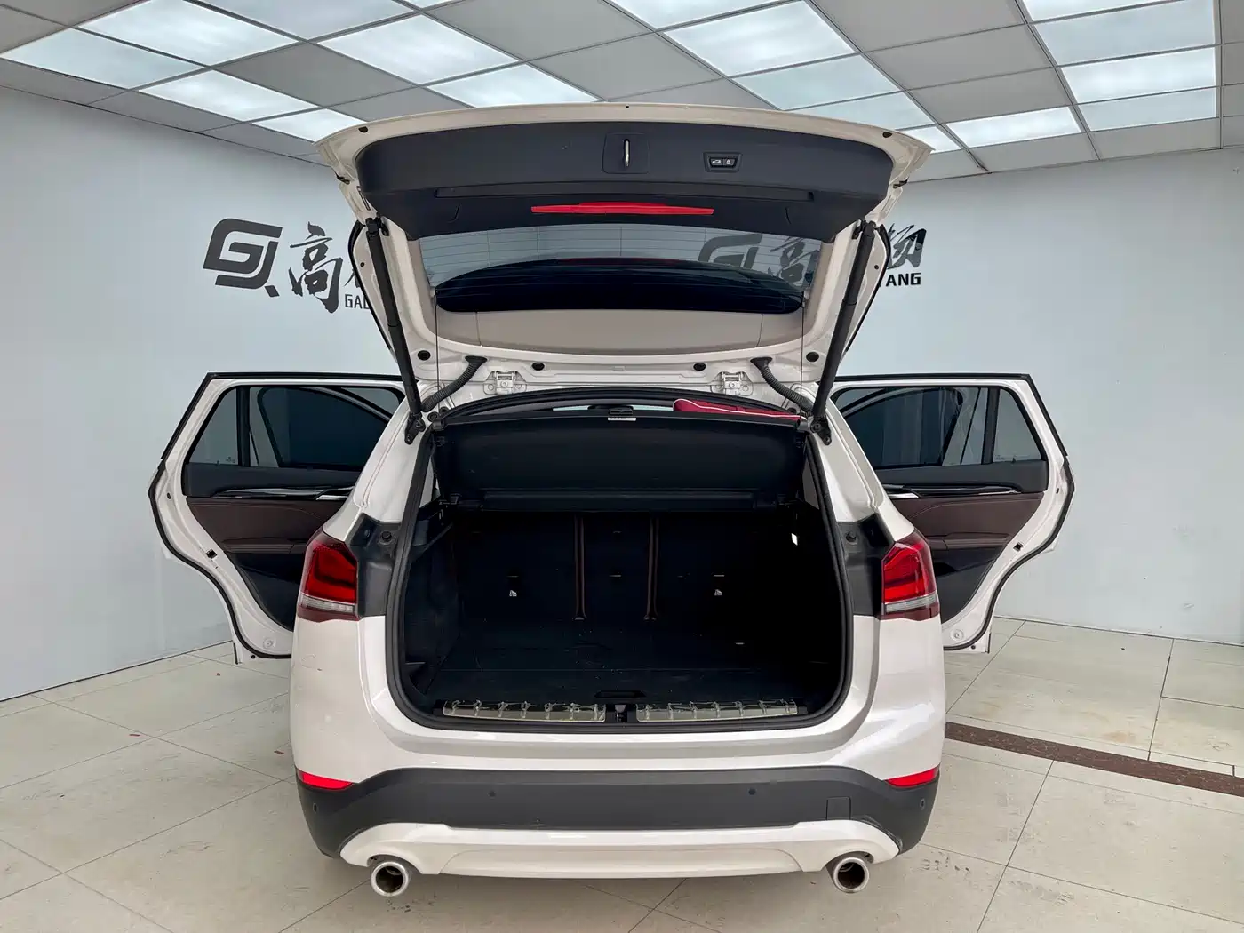 BMW X1 2021 sDrive25Li Leading фото 17