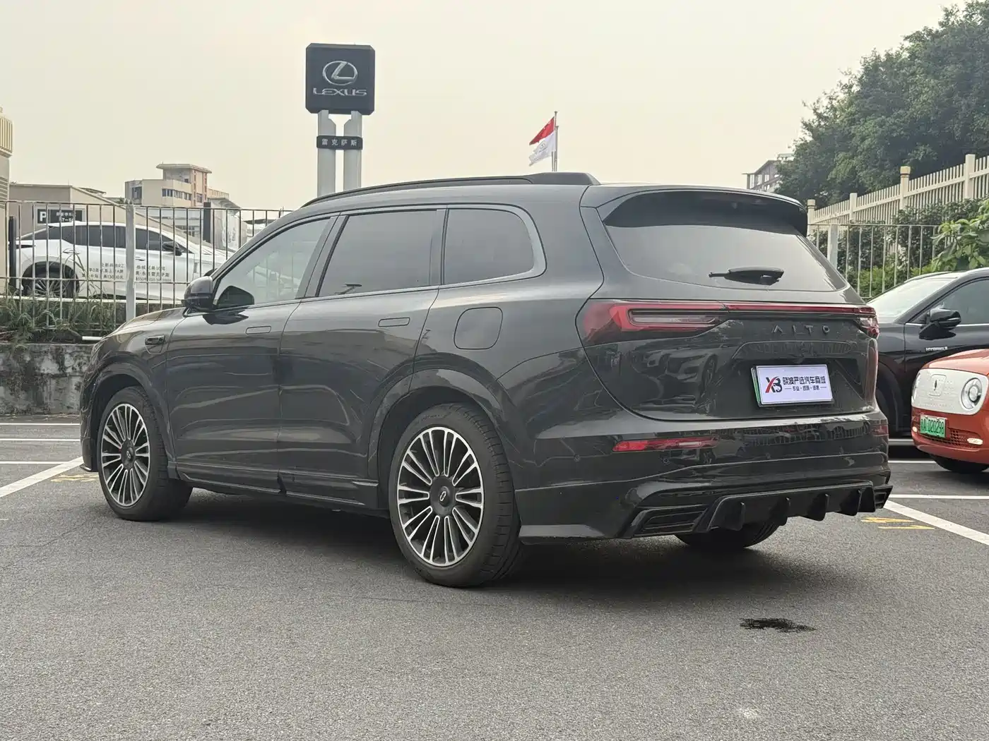AITO Wenjie AITO M7 2024 1.5T Smart Drive 4WD Ultra 6-seater фото 5