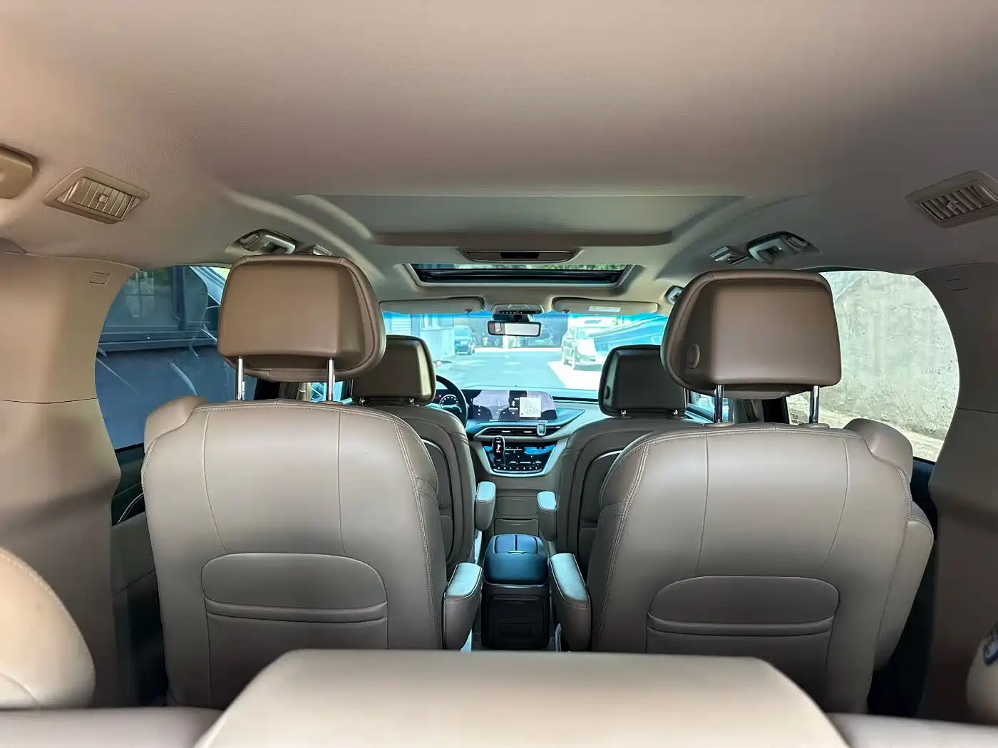 Buick GL8 2021 ES Landlord 653T Premium фото 9
