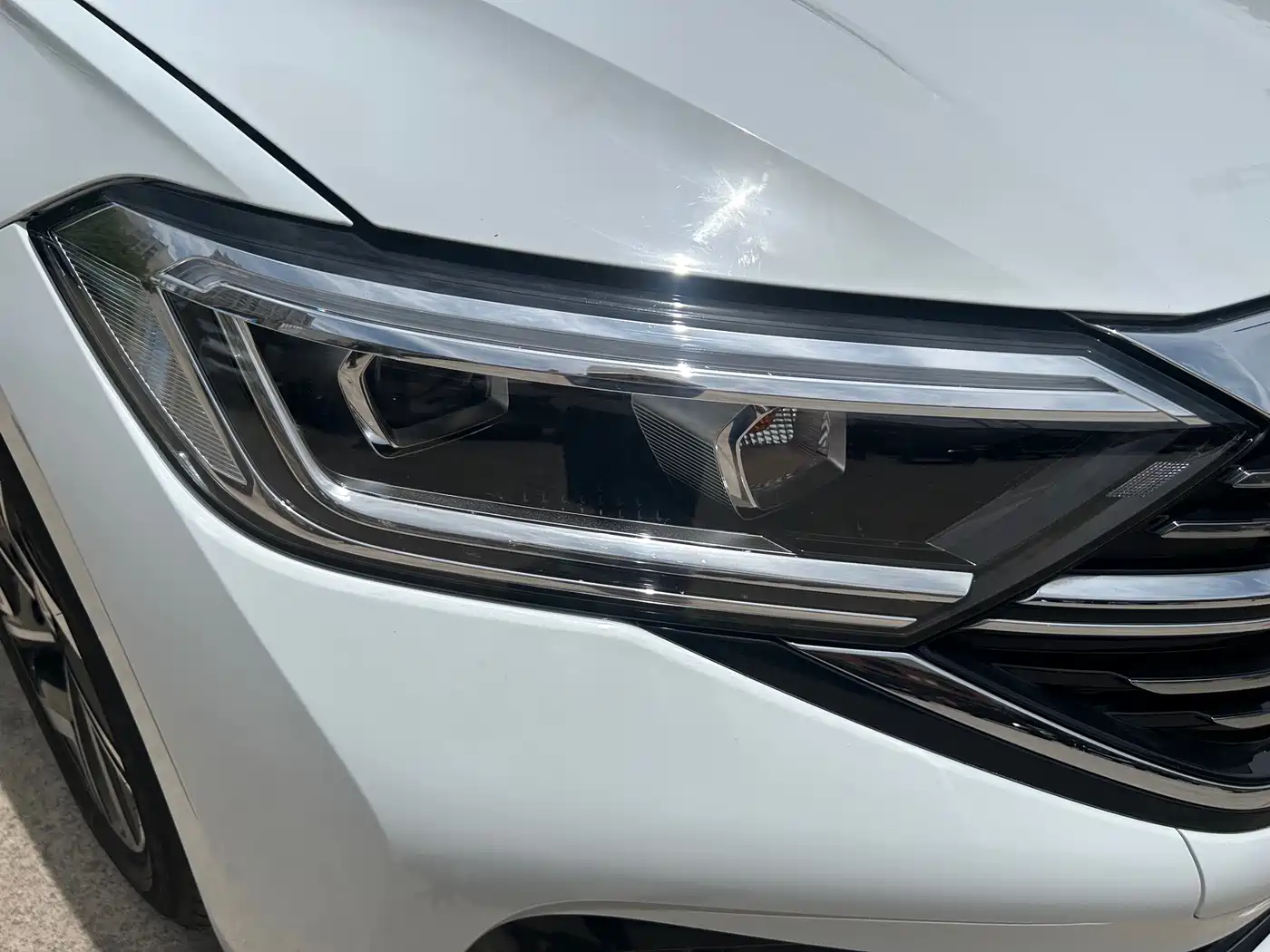 Volkswagen Sagitar 2023 280TSI DSG Surpass Plus Edition фото 13