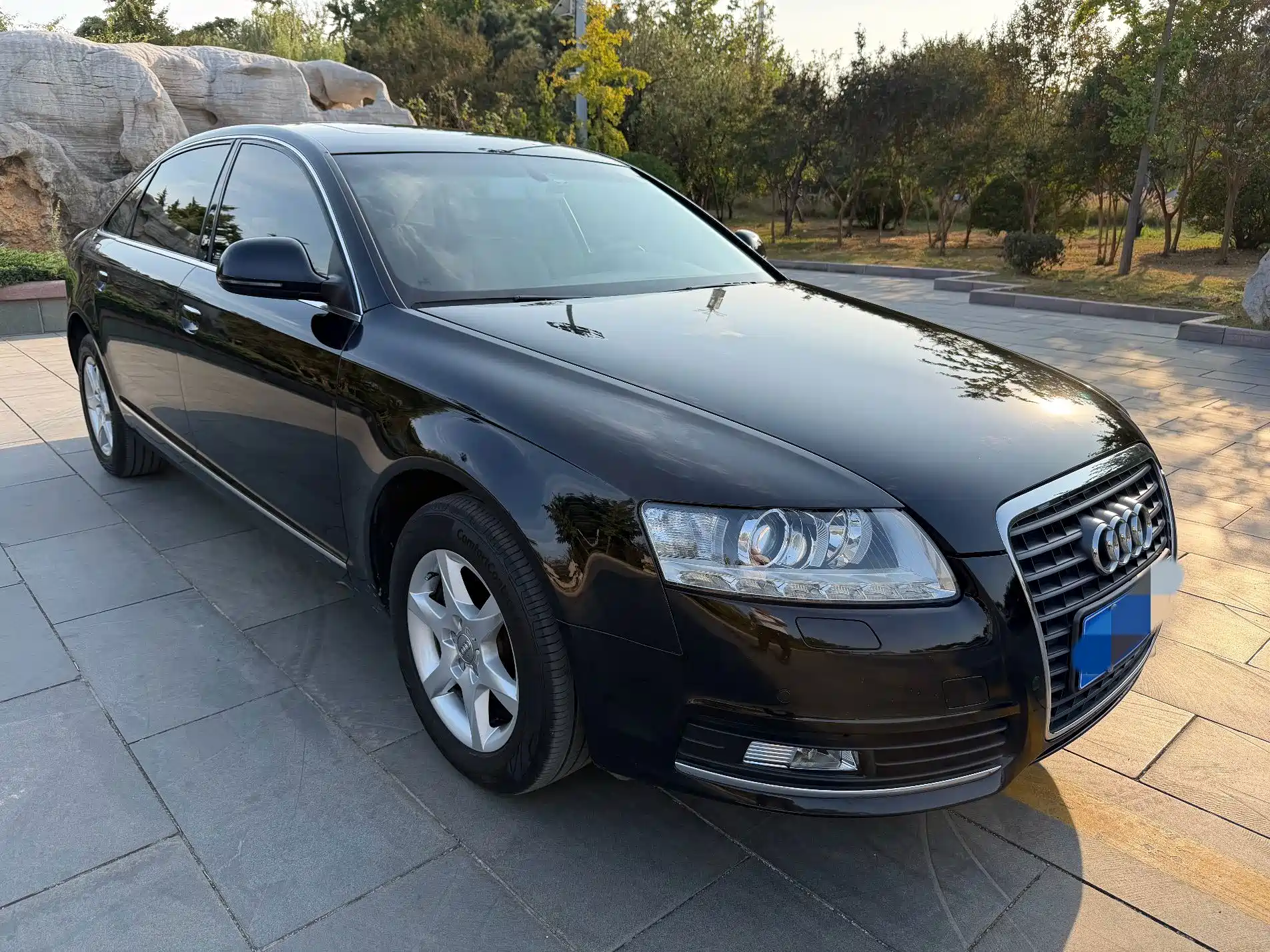 Photo 5 - Audi A6L