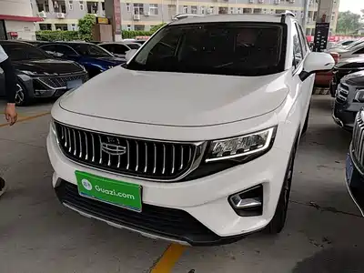 Geely Okavango