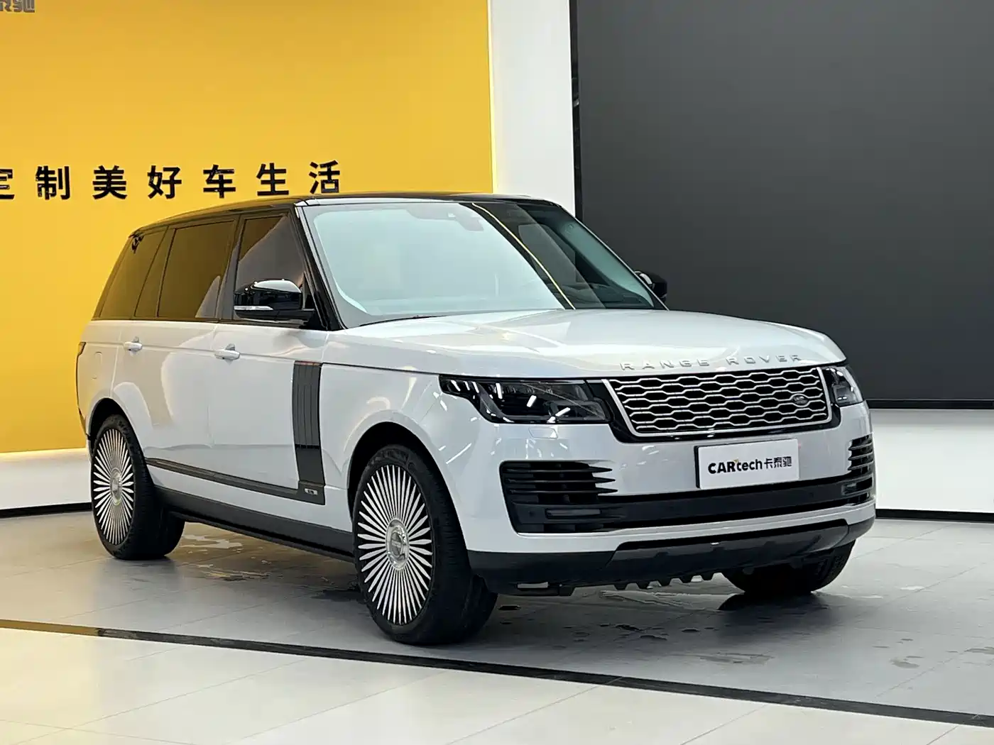 Фото 3 - Land Rover Range Rover