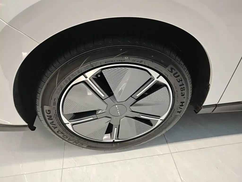 SAIC Maxus Dajia 7 2025 2024 Facelift Super Hybrid Long Range Enjoyment Edition