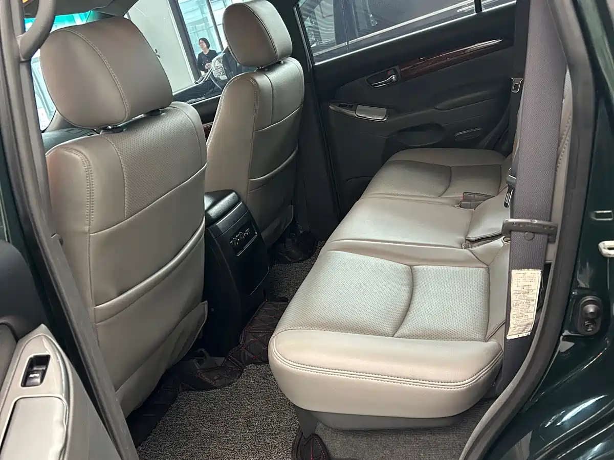 Toyota Prado 2004 4.0L Automatic GX фото 10