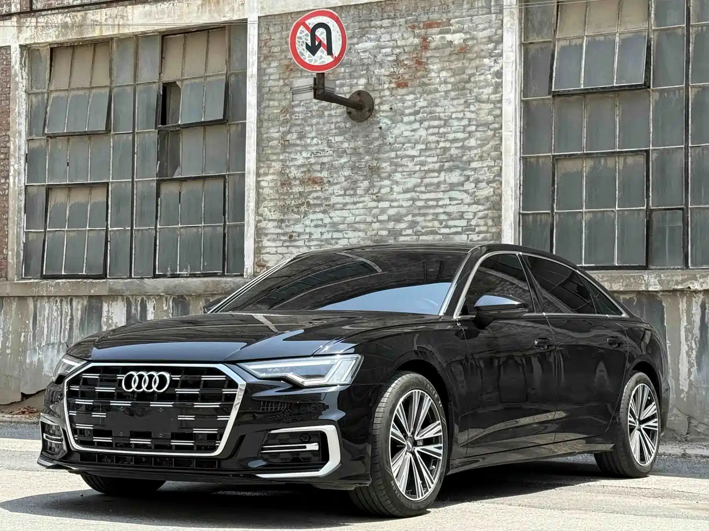 Audi A6L 2019 40 TFSI Luxury Dynamic фото 2