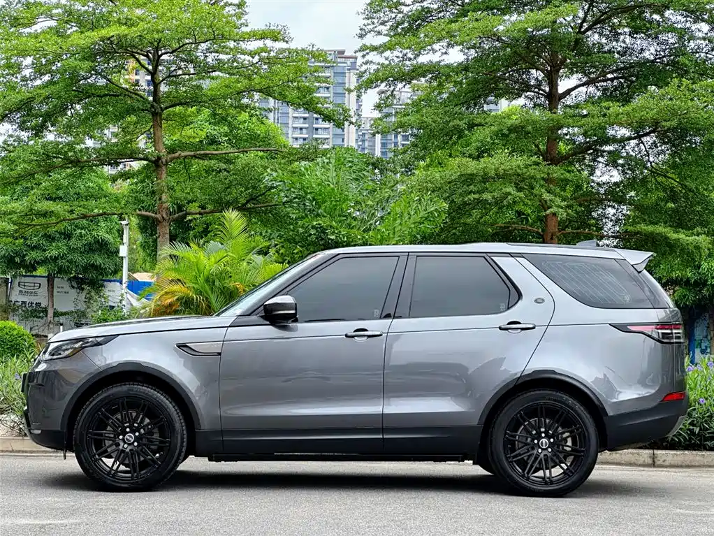 Land Rover Discovery 2017 3.0 SC V6 S фото 5